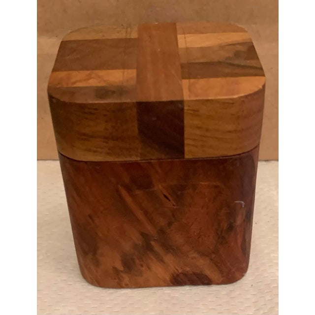 Traditional Mid 20th Century Decorative Wood Box For Sale - Image 3 of 10