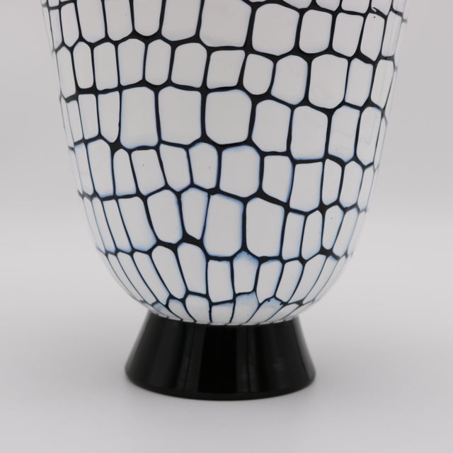 1960s "Neomurrino" Italian Glass Vase by Barovier & Toso For Sale - Image 10 of 18