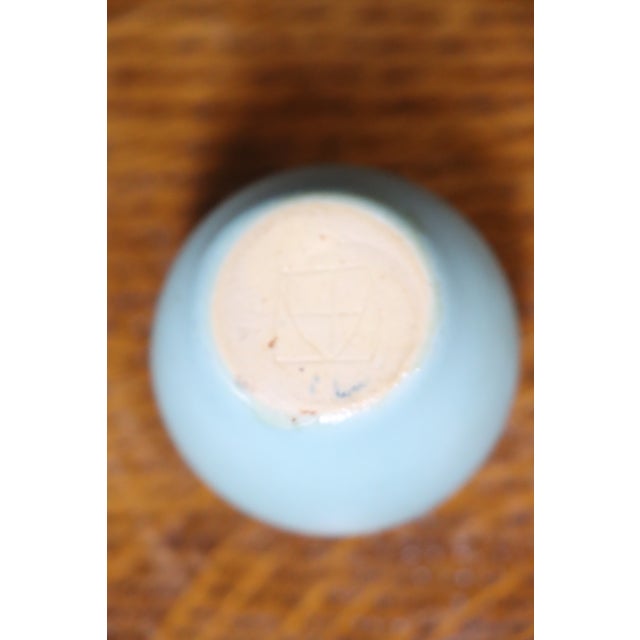 Blue Antique Van Briggle Pottery Vase in Ming Blue Glaze, Early 20th Century For Sale - Image 8 of 8