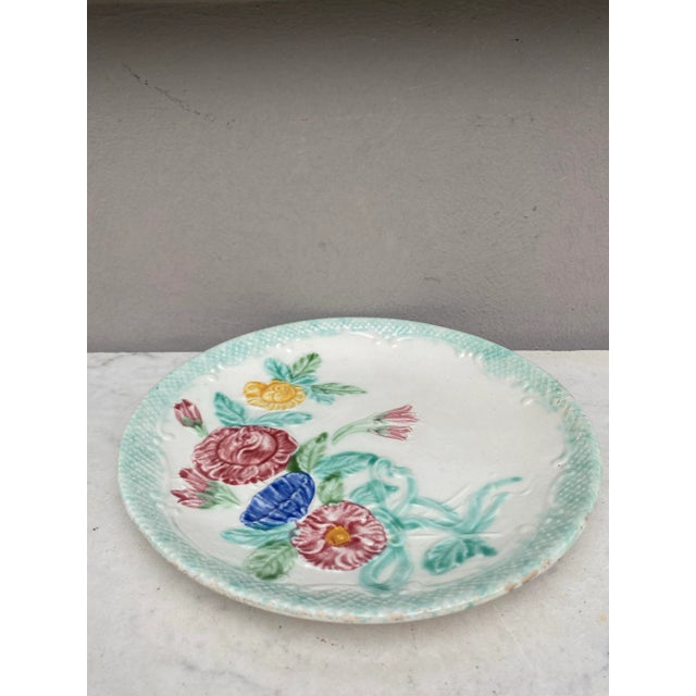 French Majolica roses & flowers plate Salins circa 1890.