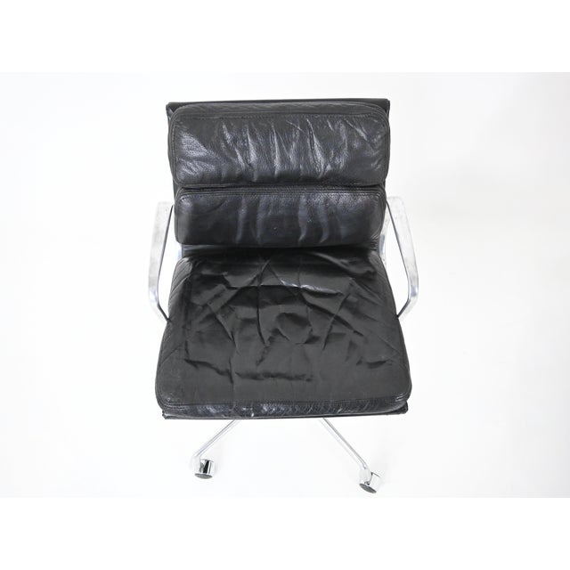 Black Soft Pad Chairs by Charles & Ray Eames for Ring Mobelfabrikk, Norway, 1970s, Set of 2 For Sale - Image 8 of 14