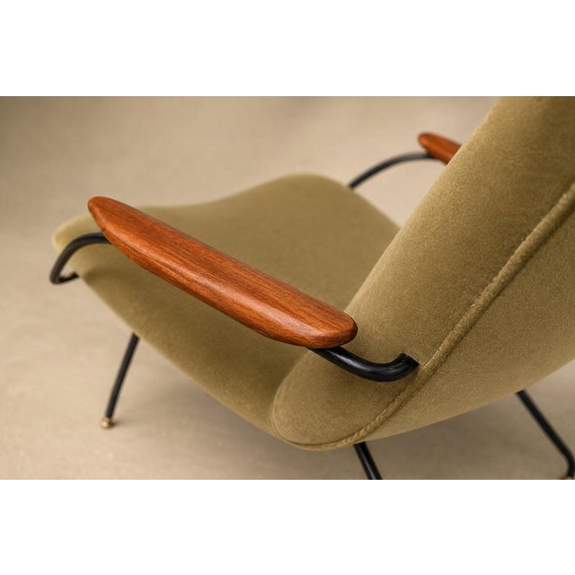 Brazilian Modern Pair of Armchairs in Rosewood, Metal & Velvet by Carlo Hauner, 1950s For Sale - Image 13 of 18