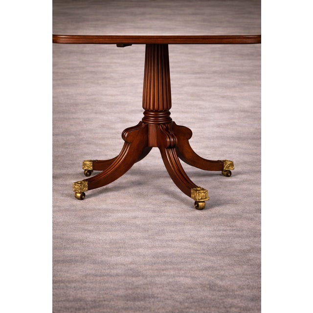 Early 19th Century Antique Irish Regency Mahogany Pedestal Dining Table, 1820 For Sale - Image 5 of 7