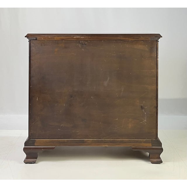 Vintage Chippendale Style Block-Front Solid Cherry Bachelor's Chest by Harden For Sale - Image 10 of 18