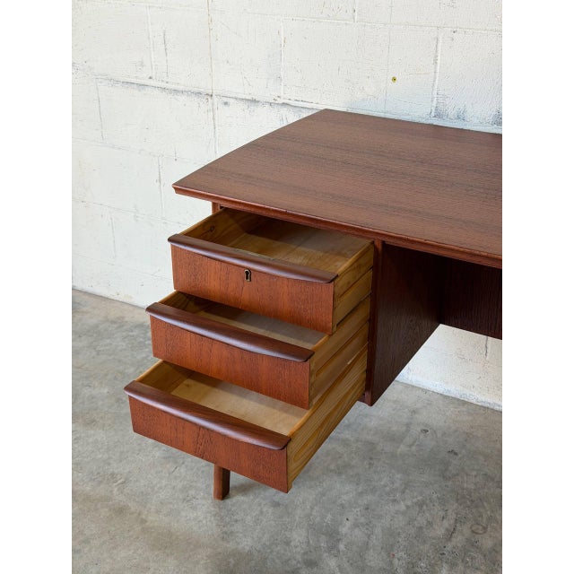 Teak 6-Drawer Executive Writing Desk With Sculpted Handles Vintage Mid-Century Modern 1960s For Sale - Image 4 of 10