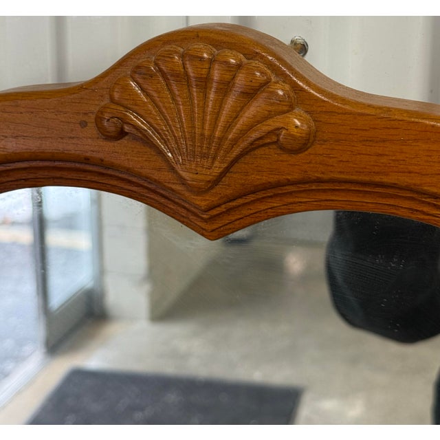 Lexington Victorian Manor Oak Vanity With Mirror For Sale In New York - Image 6 of 10