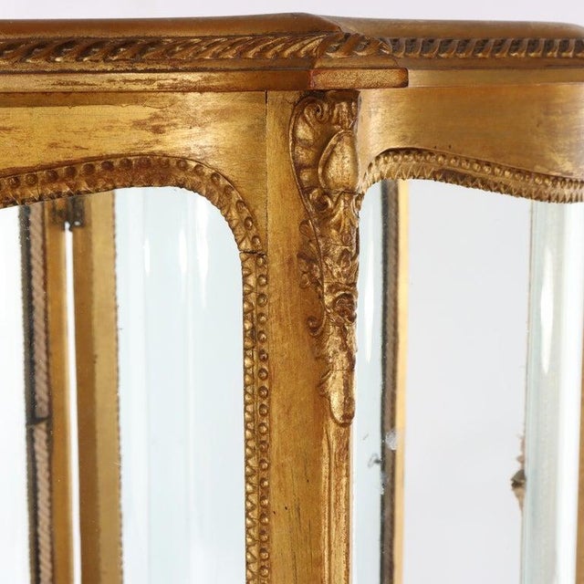 Antique French Louis XIV Giltwood Curved Glass Vitrine C1890 For Sale - Image 15 of 18