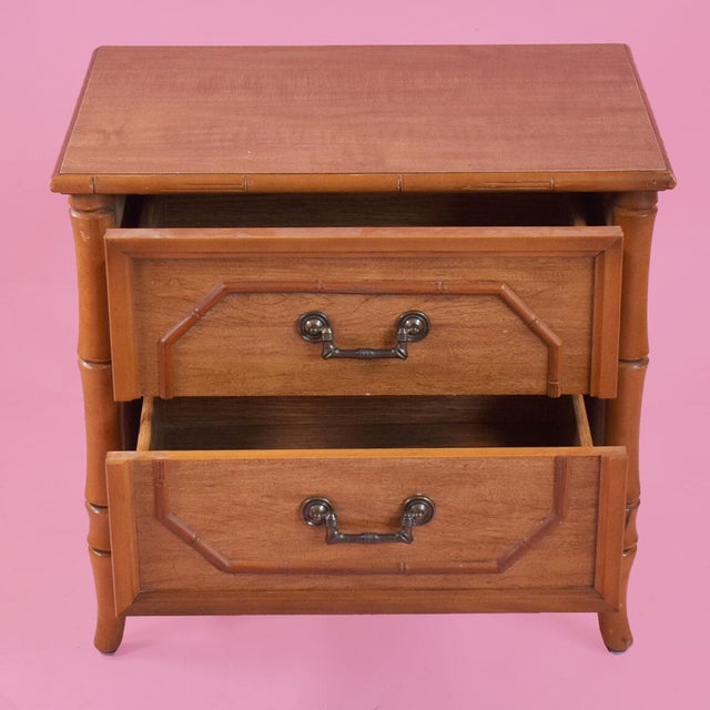 1950s Pair of Faux Bamboo Nightstands by Broyhill For Sale In West Palm - Image 6 of 7