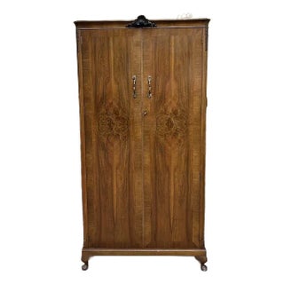Vintage Art Deco Walnut Men's Robe c.1940 For Sale