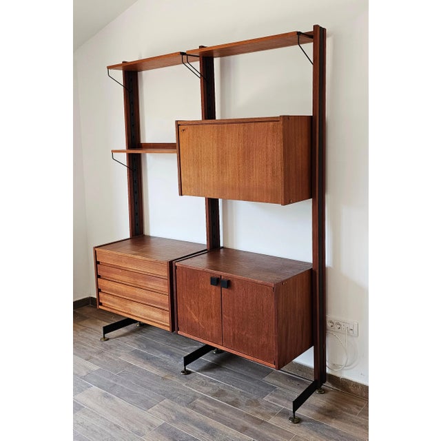 Mid-Century Modern Modular Bookcase in Teak attributed to Selex Padova, 1960s For Sale - Image 3 of 12