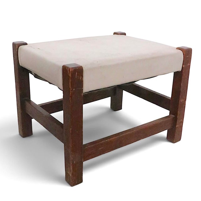 Stickley Early 20th Century Mission Oak Arts and Crafts Period Stool Ottoman Footrest Bench in the Style of Stickley For Sale - Image 4 of 12