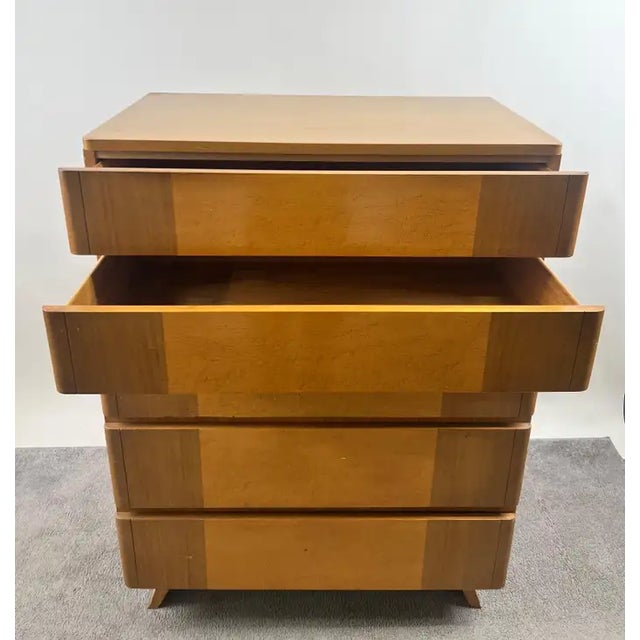 Mid-Century Modern R-Way Birdseye Maple Highboy Chest of 5 Drawers For Sale - Image 9 of 18