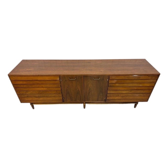Mid-Century Modern American of Martinsville Dania Walnut Dresser For Sale