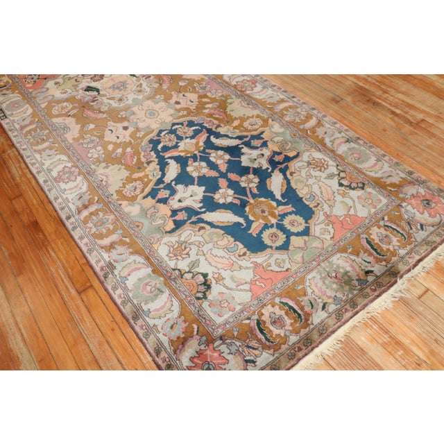 Vintage Indian Lahore Small Gallery Rug - 4'6" x 9'11" For Sale - Image 4 of 10
