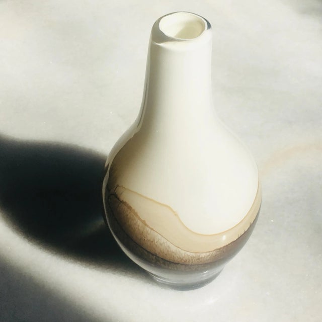 White Murano Italian Ombre Glass Vase 1970s Hand Blown Mid Century Modern For Sale - Image 8 of 8