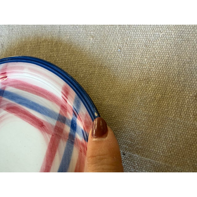 1950s MCM Set of Seven (7) Metlox Vernonware Calico Red and Blue Plaid 6.5” Bread Plates For Sale In Chicago - Image 6 of 7