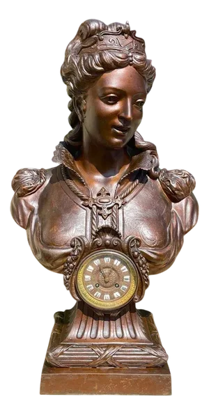 Samar Clock by Diane De Poitiers
