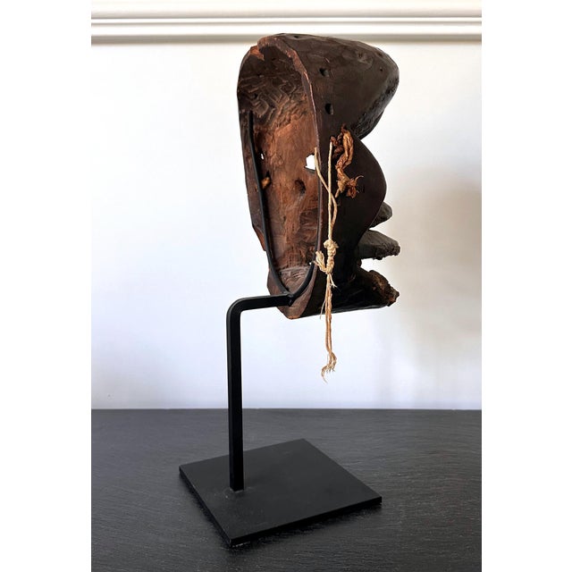 Red Guere Mask from Cote d'Ivoire Africa with Sotheby's Sticker For Sale - Image 8 of 17