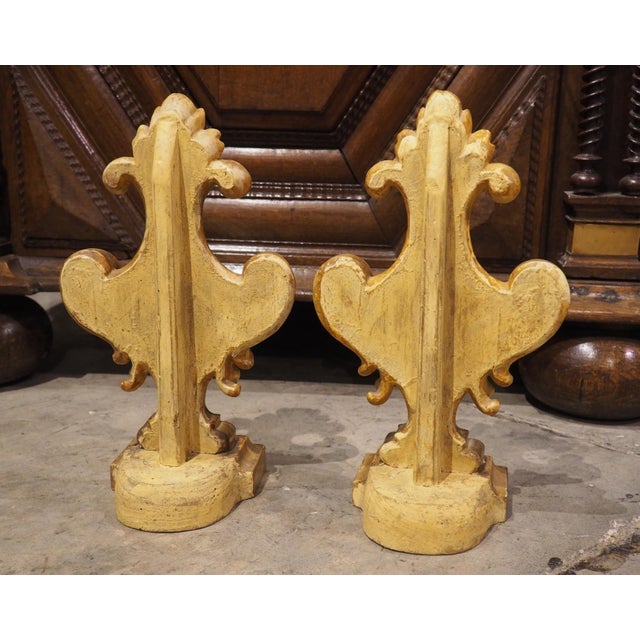 Gold Pair of Decorative Circa 1750 Italian Giltwood Finials For Sale - Image 8 of 12