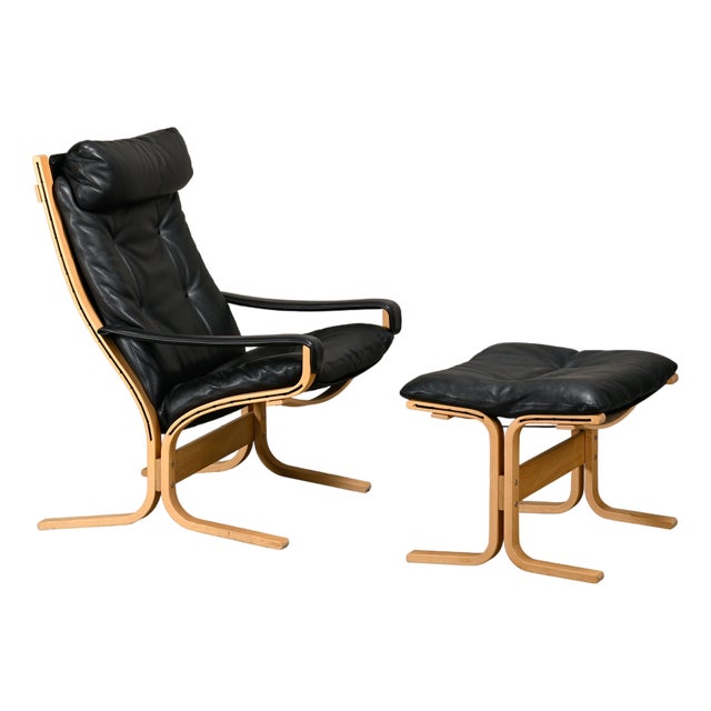 Set of Vintage Siesta Lounge Chair and Ottoman in Naturel Oak and Black Leather by Ingmar Relling for Westnofa, 2000s For Sale
