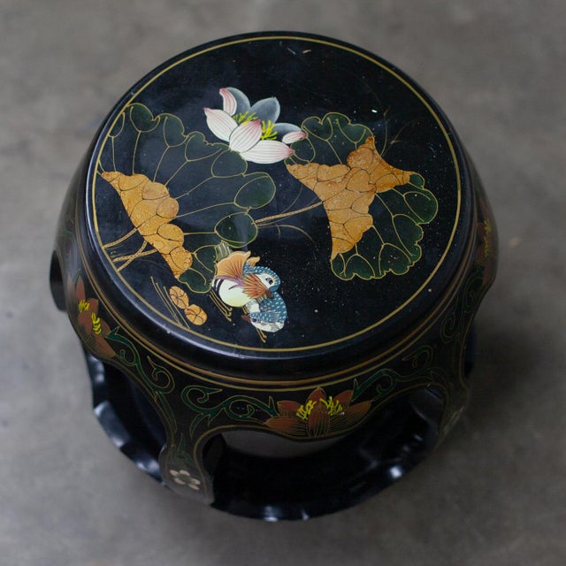 Late 20th Century Chinoiserie Chinese Garden Stool or Small Side Table Black Lacquer W/Asian Details For Sale - Image 12 of 15
