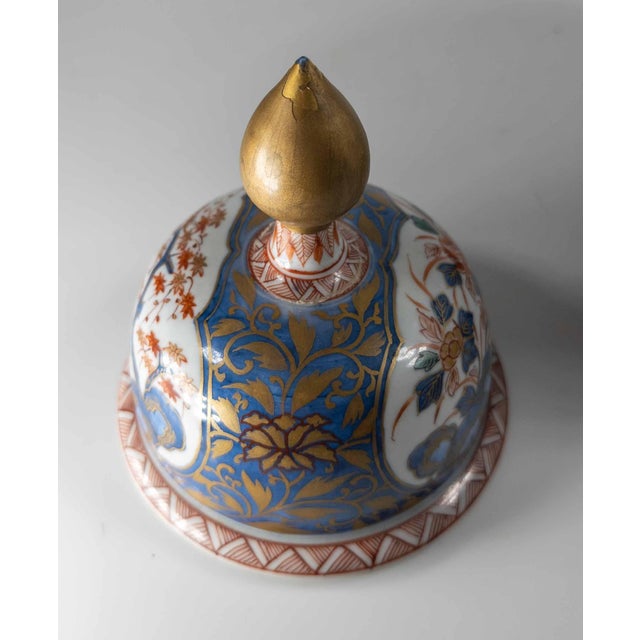 Ceramic 19th Century Japanese Imari Polychrome Baluster Form Vase in Chinoiserie Taste For Sale - Image 7 of 18