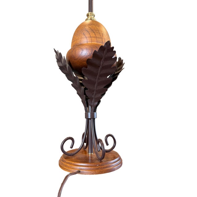 Pair of Vintage 1990s Acorn Table Lamps With Wrought Iron Oak Leaves – Quality Wood & Metal For Sale - Image 11 of 14