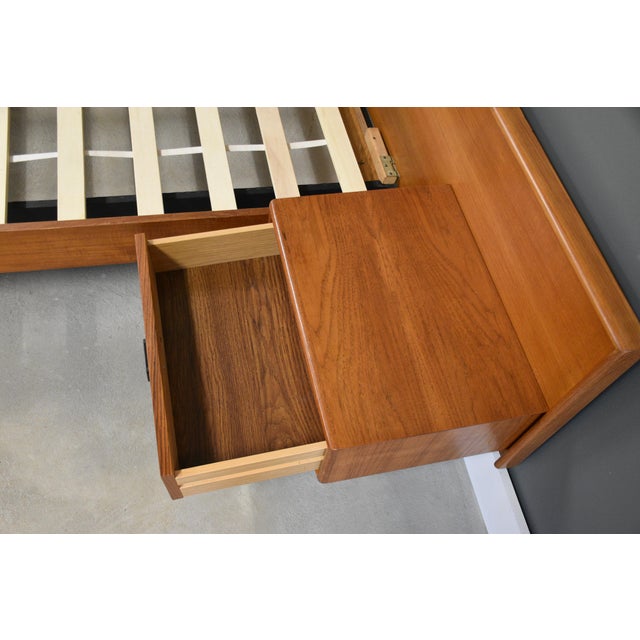 1960s Teak Queen Floating Platform Bed For Sale In Boston - Image 6 of 10