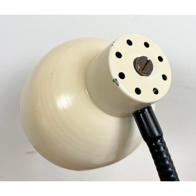 Beige Industrial Gooseneck Table Lamp, 1960s For Sale - Image 8 of 17