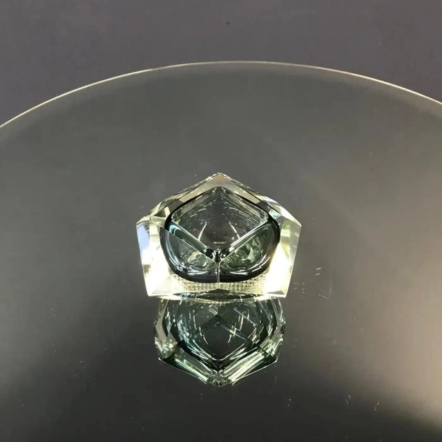 Murano Glass Faceted Diamond Sommerso Bowl Element Ashtray, Murano, Italy, 1970s For Sale - Image 3 of 6