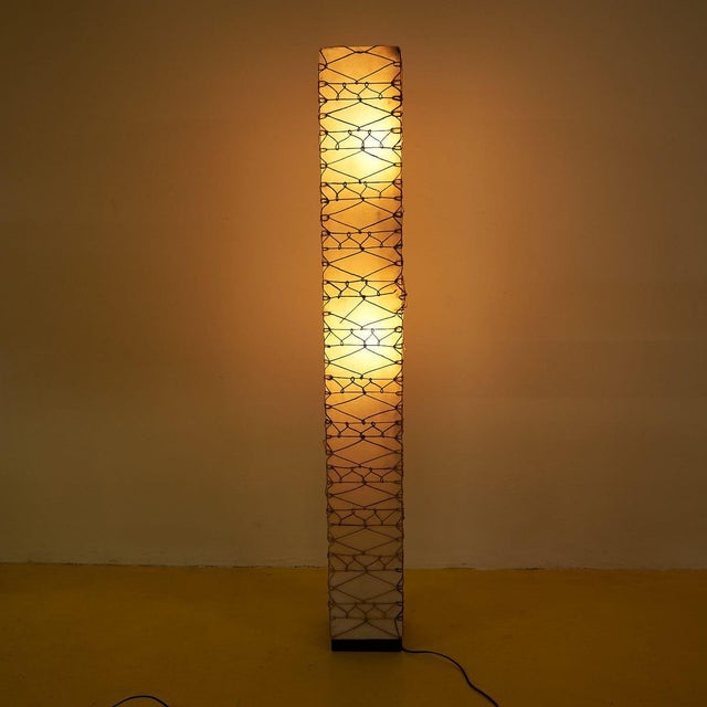 Floor Lamp in Plastic Resin and Rope For Sale - Image 6 of 7