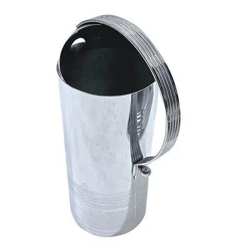 Manning Bowman & Co. Art Deco Chrome & Bakelite Bar Set For Sale - Image 4 of 13