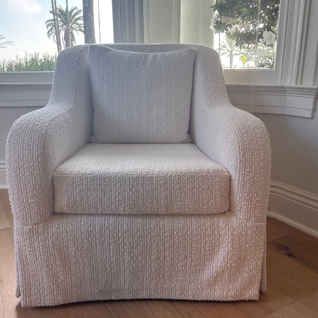 White Boucle Swivel Chairs, 2 Pieces For Sale - Image 4 of 5