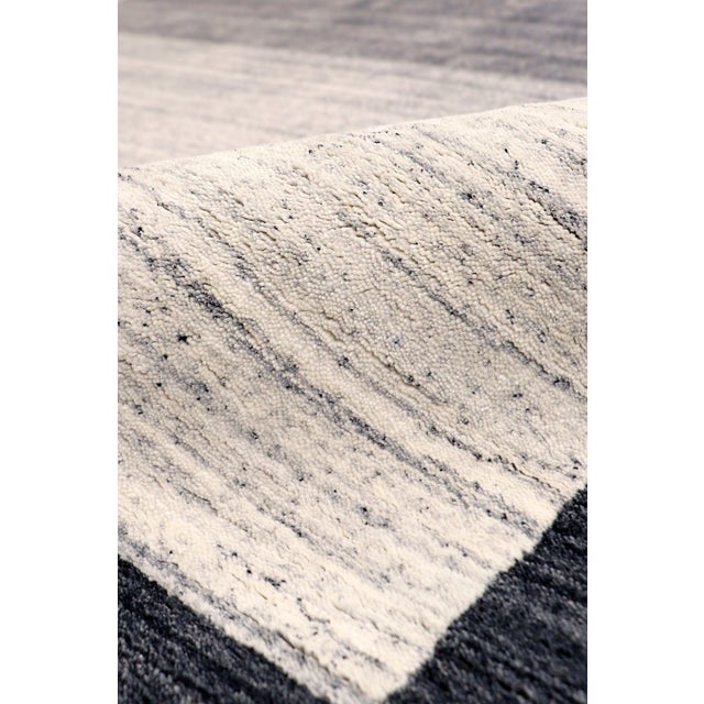 Modern Pasargad Home Gramercy Ivory Area Rug, 5' 0'' X 8' 0'' For Sale - Image 3 of 6