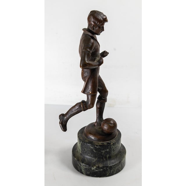 English Early 20th Century Austrian Bronze of a Footballer Soccer Player For Sale - Image 3 of 10