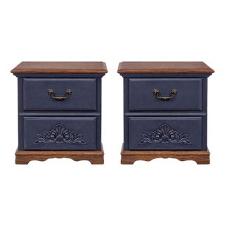 Late 20th Century Pair of Solid Wood Navy Blue Nightstands With Carved Shell Drawer & Walnut Tops For Sale