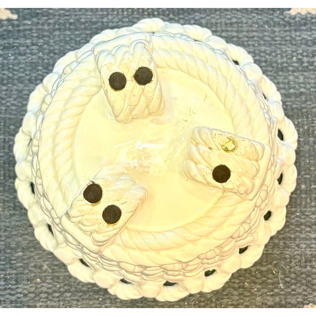 1960’s Trompe-L’oeil White Ceramic Rope Cache Pot For Sale In Palm Springs - Image 6 of 10