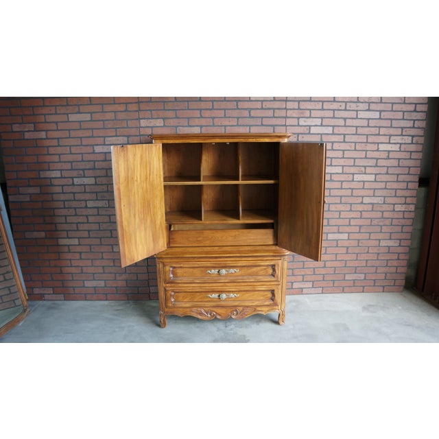 Le Style Provencal....Oh So Sweet.....Chic Parisian Vibe... all describe this special door chest by Drexel. The...