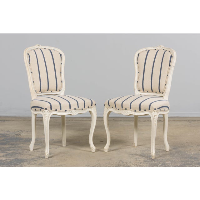 Wood Antique French Louis XV Style Painted Provincial Dining Chairs in Striped Jacquard – Set of 8 For Sale - Image 7 of 18