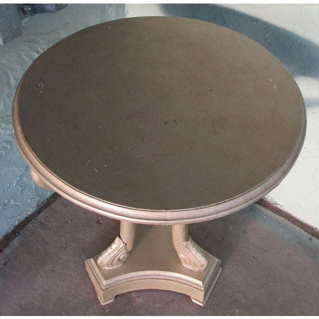 Hollywood Regency 1950s Hollywood Regency Three Swan Legged Round Wooden Pewter Painted Side Table For Sale - Image 3 of 10