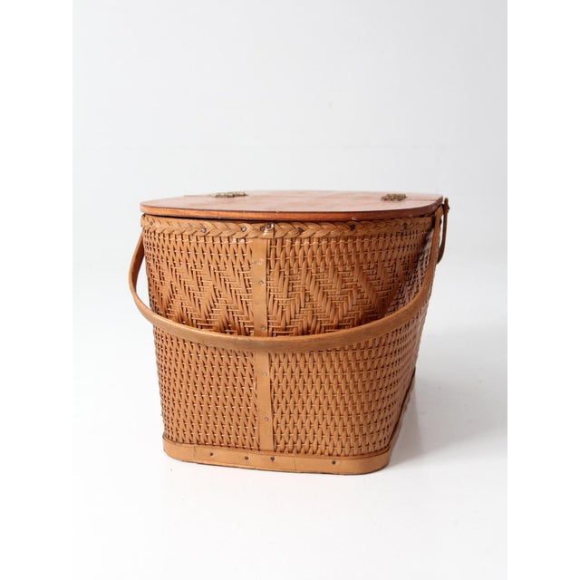 Mid-Century Modern Mid-Century Redmon Picnic Basket Set For Sale - Image 3 of 18
