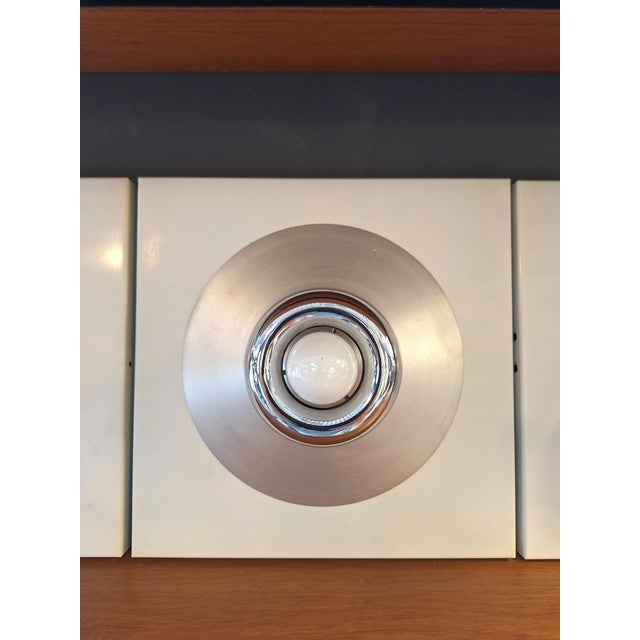 Industrial Wall Lamp in Aluminum and Metal, Italy, 1970s For Sale - Image 3 of 13