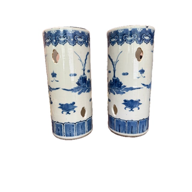 Late 19th Century 19thC. Pair of Late Qing Blue and White Hat Stands For Sale - Image 5 of 7