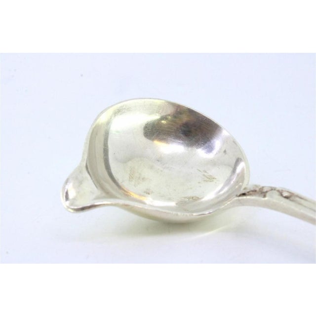 Silver Sauce Spoon with Reliefs and Grooves For Sale - Image 3 of 7