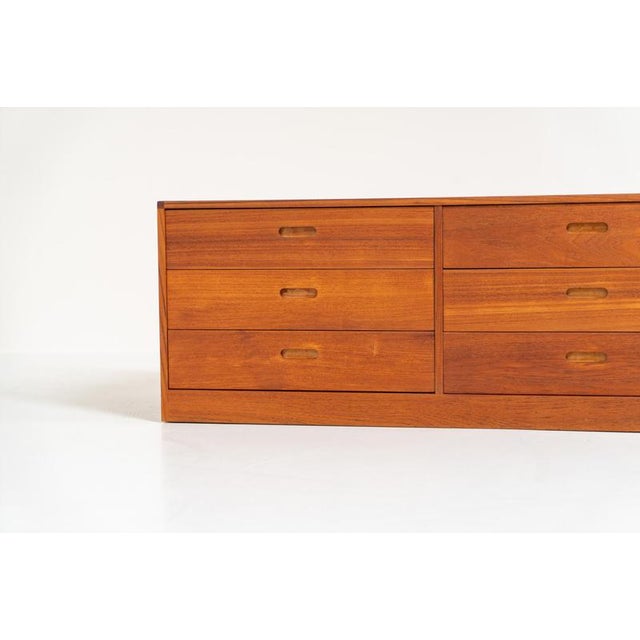 Chest of Drawers attributed to Erik Brouer for Brouer Møbelfabrik, 1960s For Sale - Image 6 of 8