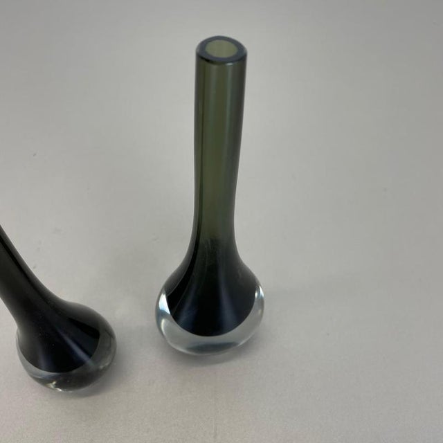 Glass Murano Opaline Glass Vases attributed to Antonio da Ros for Cenedese, 1960s, Set of 2 For Sale - Image 7 of 14