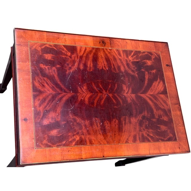 Red Late 20th Century Hekman Crotch Mahogany Side Table For Sale - Image 8 of 18