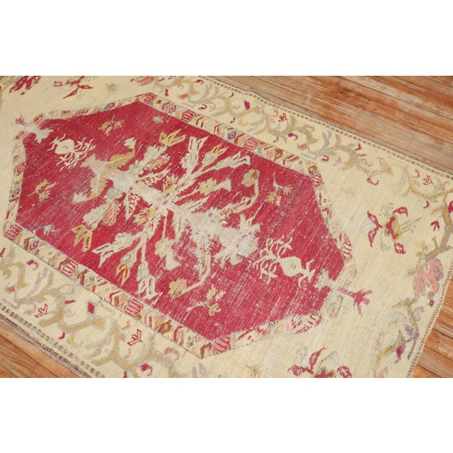 Late 19th Century Antique Zabihi Collection Turkish Ghiordes Rug - 3'10" x 6' For Sale - Image 4 of 8