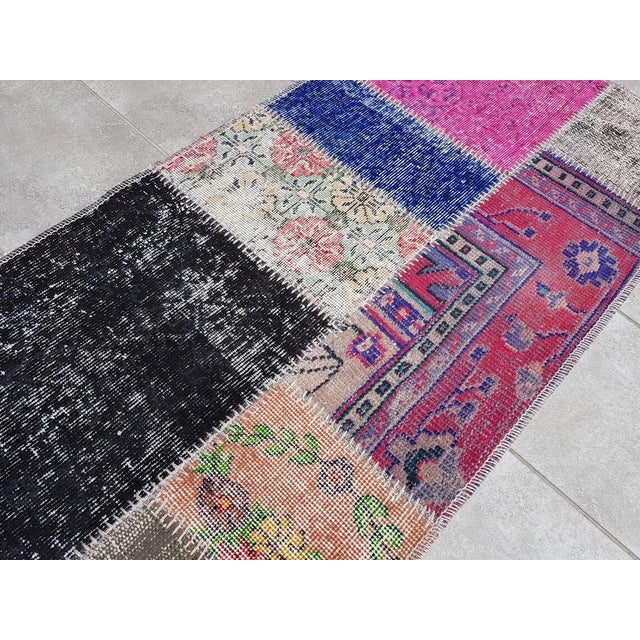 Turkish Mid 20th Century Bohemian Wool Turkish Carpet For Sale - Image 3 of 10