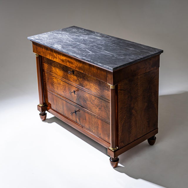 Chests of Drawers with Marble Tops, Italy, 1820, Set of 2, in Good conditions. Designed before 1890